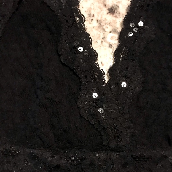 Rampage Black Lace Halter Top with Black Sequin Trim Detail Double Lined Large - Picture 5 of 15